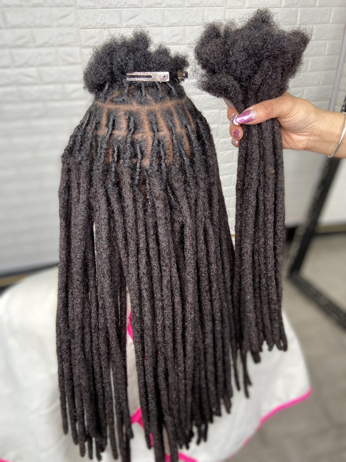 Enhance Your Look With Stunning Loc Extensions – Business Cash Sales